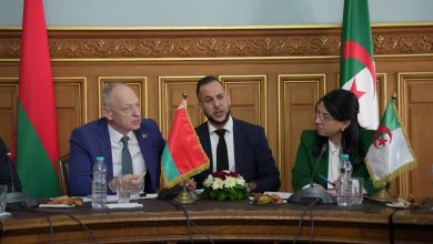 Photo of L’Algérie et la Biélorussie signent cinq accords de partenariat commercial et industriel